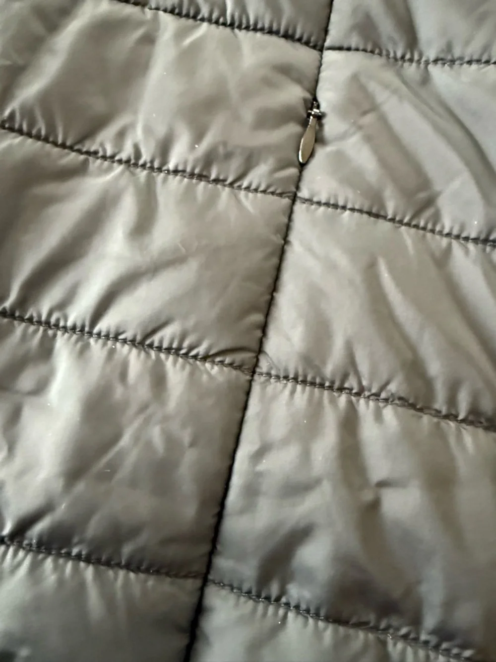 ✨ Brand New With Tags! Torrid Packable Puffer Vest - Deep Black - 4X ✨ - Picture 6 of 7